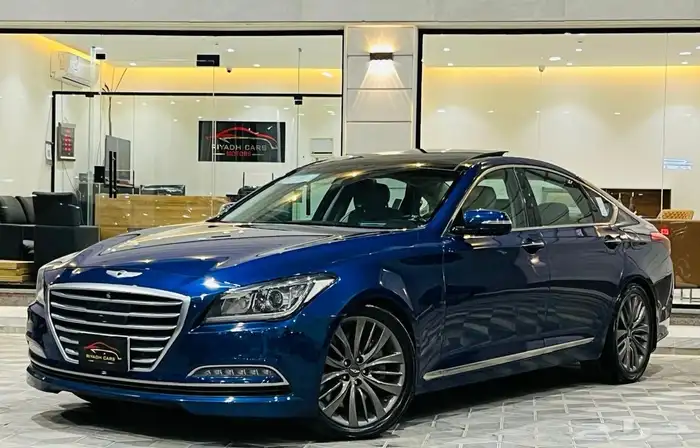 جنسس 2015 V8 رويال ( بحالة ممتازة ) 1