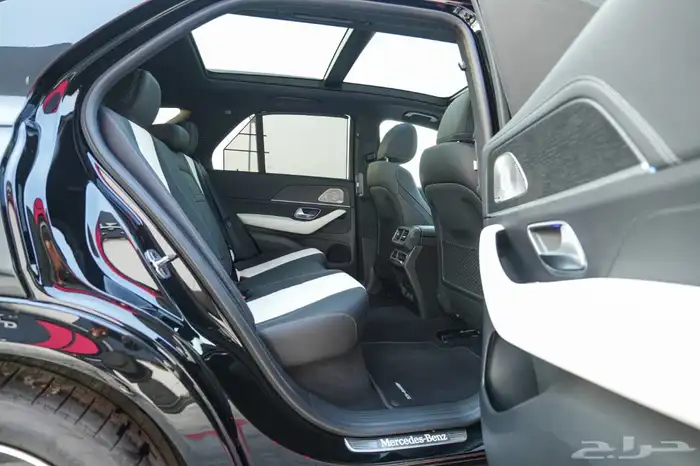 2025 Mercedes-Benz GLE450 SUV اعلى المواصفات جديد اصفار 9