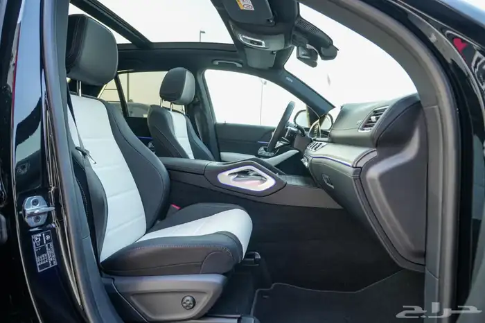 2025 Mercedes-Benz GLE450 SUV اعلى المواصفات جديد اصفار 6