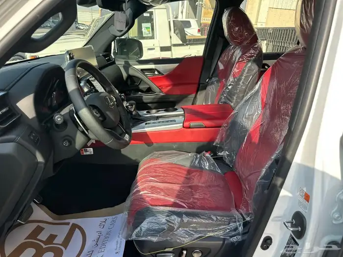 لكزس 2025 LX600 8