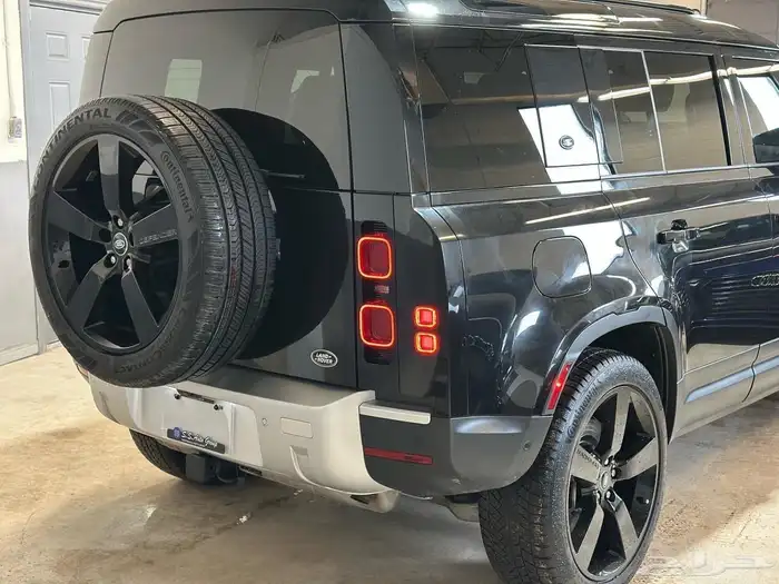 وارد من كندا   _ ديفندر 110 S _ 2022 31