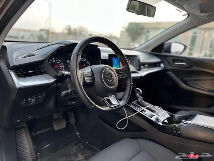 للبيع MG GT 2023 1