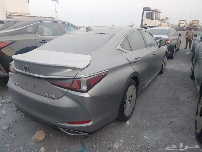 لكزس ES350 DD 2025 سعودي 8