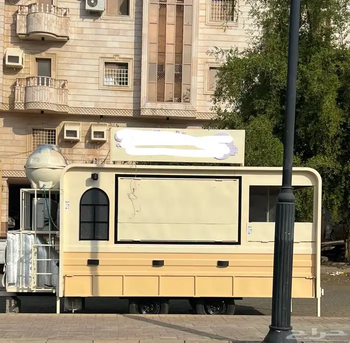 فود ترك نظيف للبيع بكامل ملحقاته 0