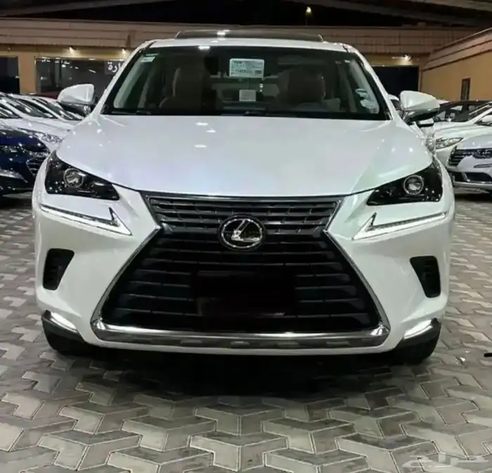 لكزس NX 300 موديل 2018 سعودي عبد اللطيف جميل 0