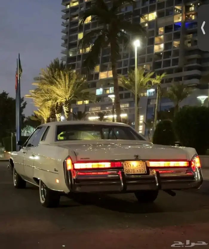 سيارة كلاسيك للايجار عرض 18