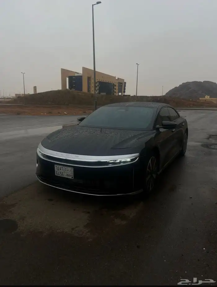 لوسيد اير بيور   2025 اسود 1