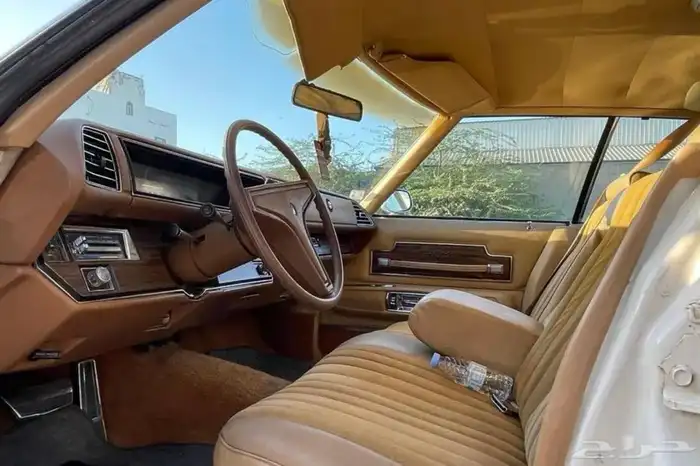 سيارة كلاسيك للايجار عرض 15