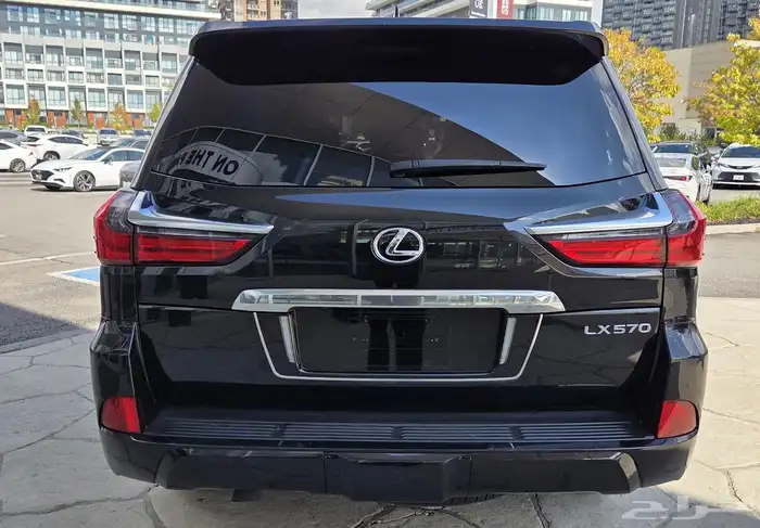 جيب لكزس LX570 موديل 2021 1