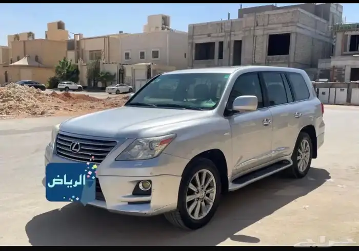 للبيع لكزز 2011 4