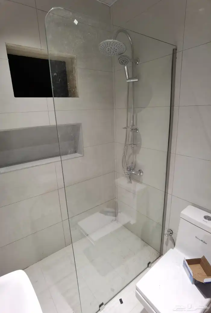 زجاج سكريت ابواب صيانتها ابواب واجهات شورات 1