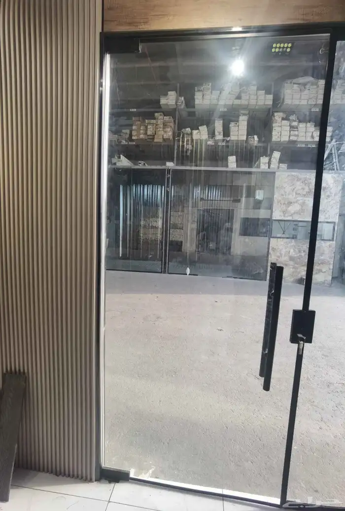 زجاج سكريت ابواب صيانتها ابواب واجهات شورات 12
