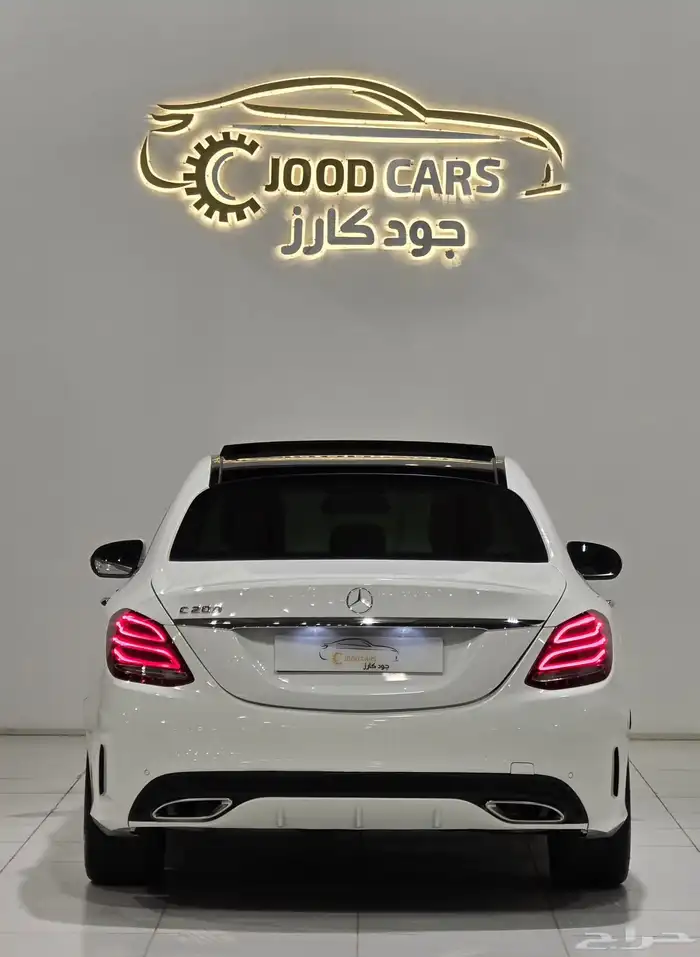 مرسيدس C200 موديل 2018 بحالة الوكاله 2