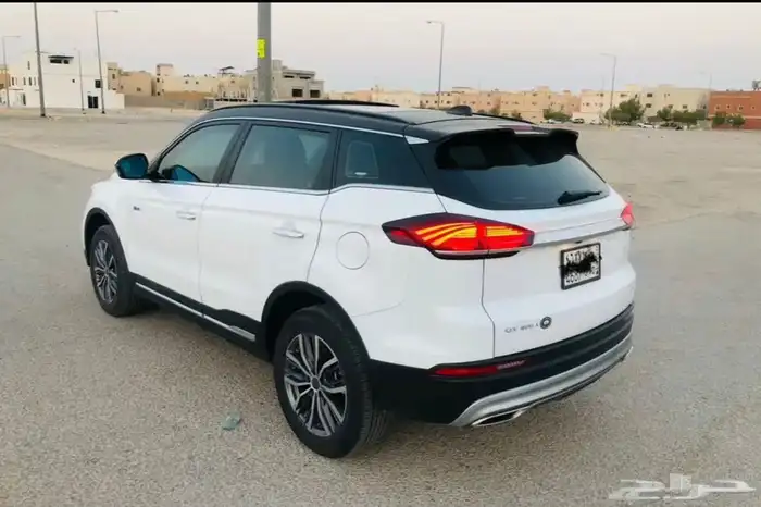 جيلي ازكارا 2021 بحالة الوكالة 2
