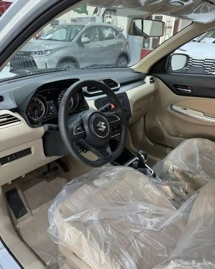 سوزوكي ديزاير ستاندر 2025كاش واقوى العروض 46600 شامل لوحات 1