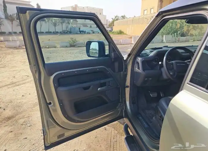 دفندر اكس 6 سلندر 2023 6