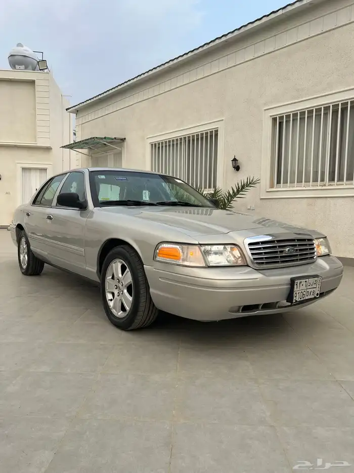 فورد كراون فكتوريا 2011 سعودي 6