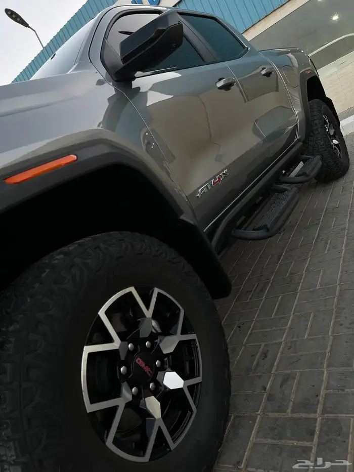 كانيون CANYON GMC رمادي 10