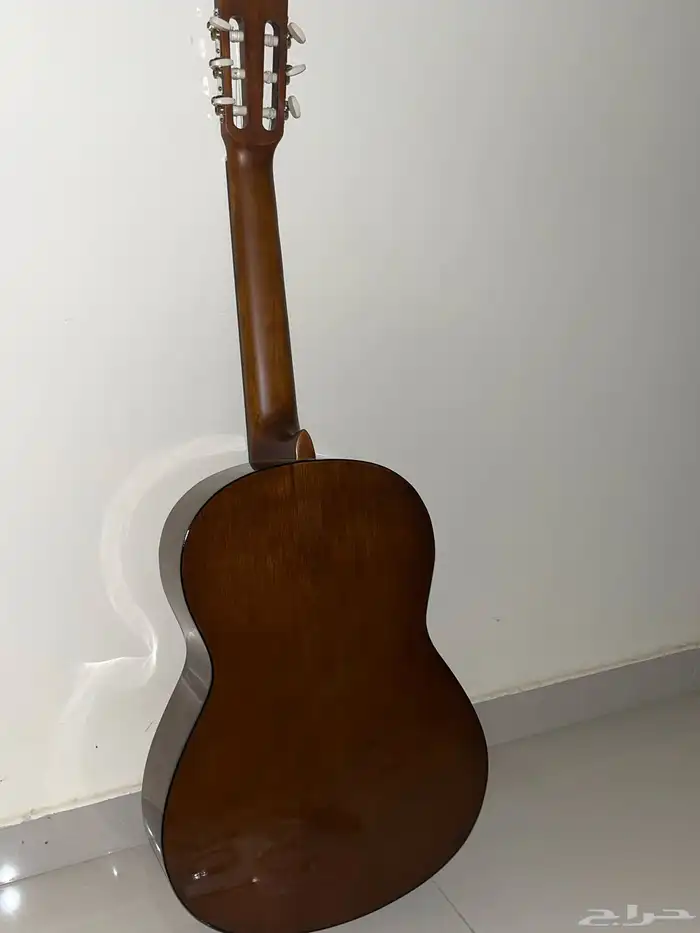 قيتار ياماها C40 3