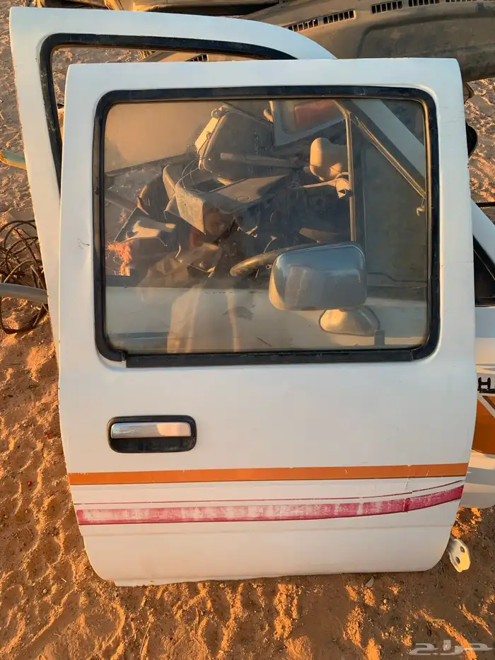 قطع هايلوكس مكينه وقير وغماره بيبان قزاز 3