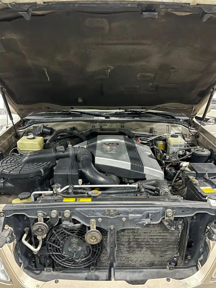 لكزس 2000 LX 470 شبه الجديد 33