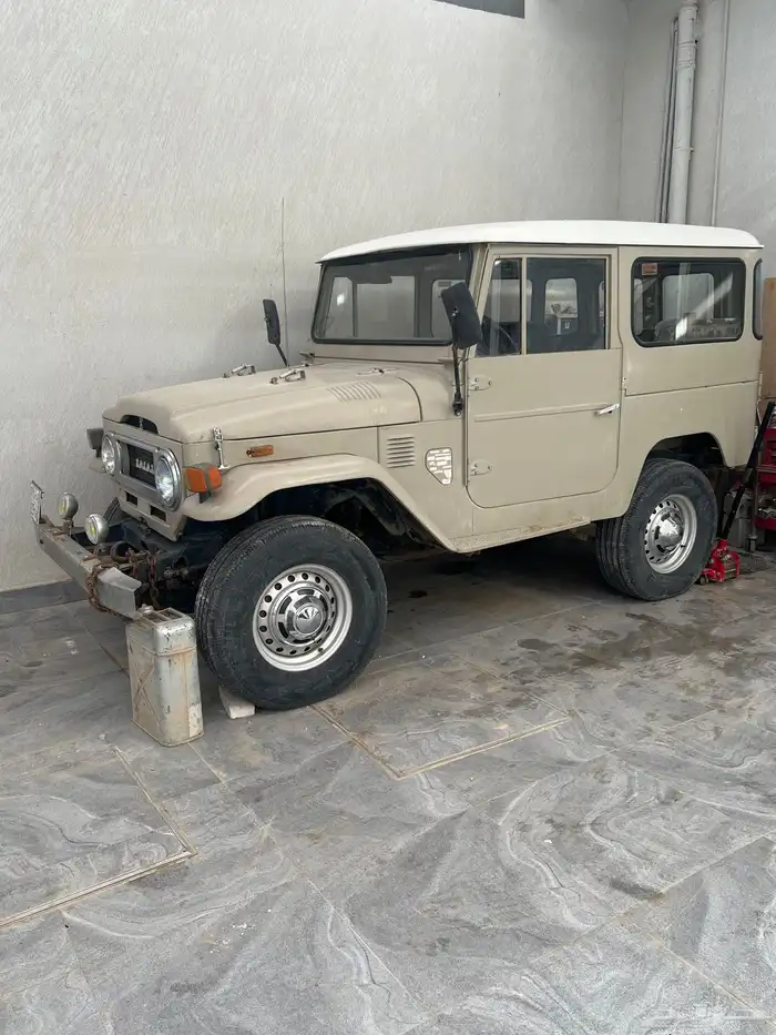 تويوتا ربع مصندق 1976 جيب 9