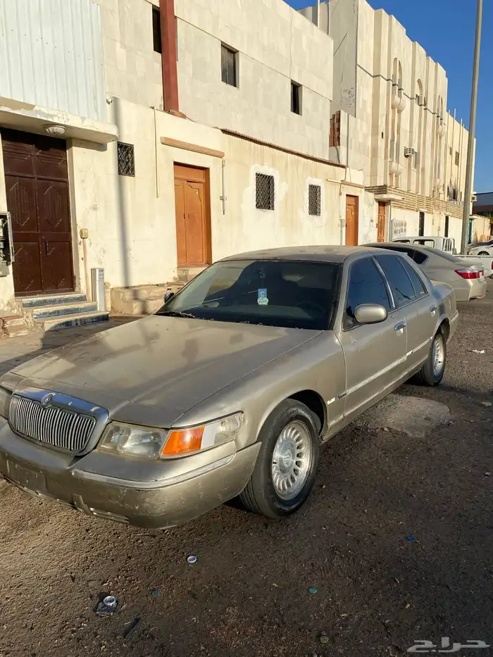 فورد ماركيز للبيع 1