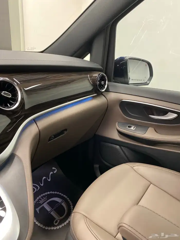 مرسيدس V250 10