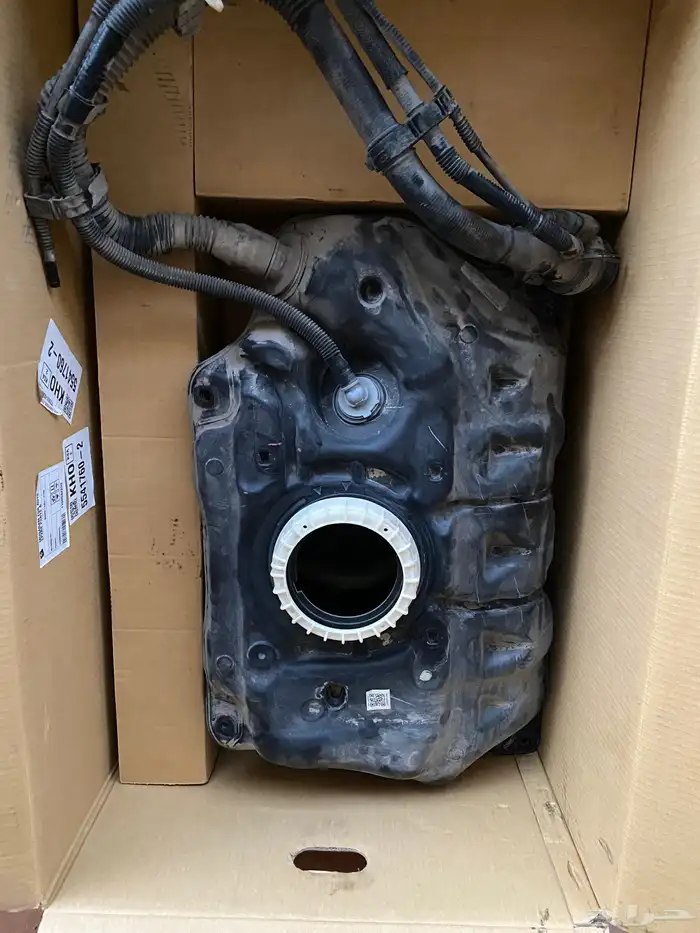 للبيع تانكي بنزين يارس 2015 3