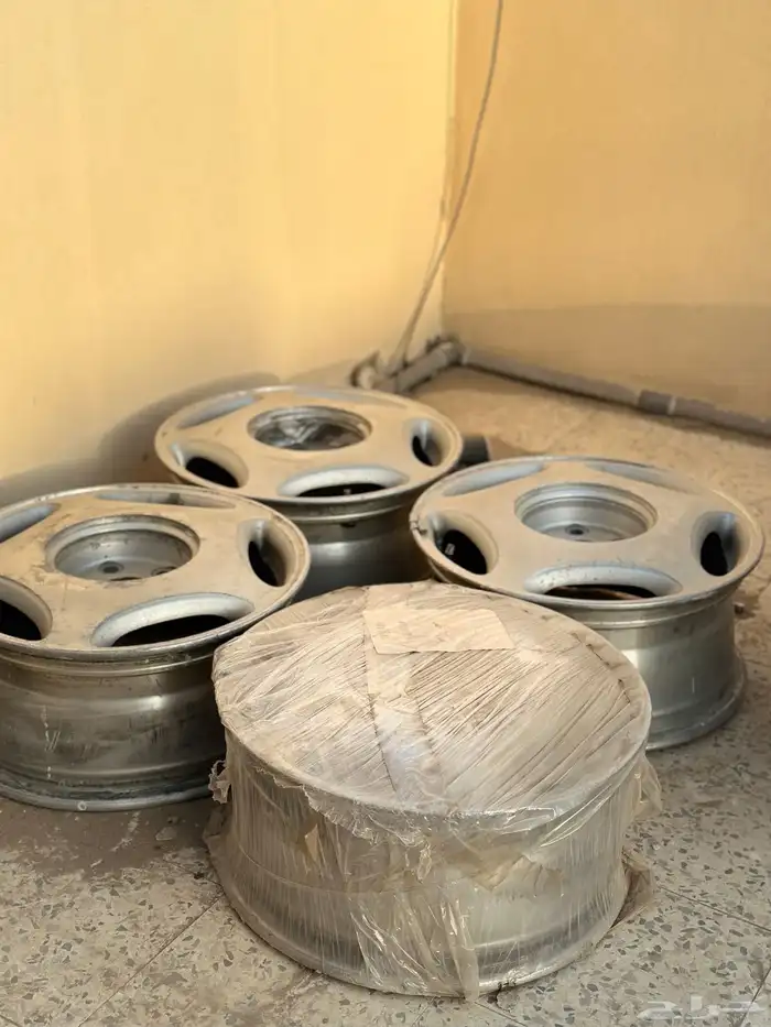 جنوط لكزس LS400 0