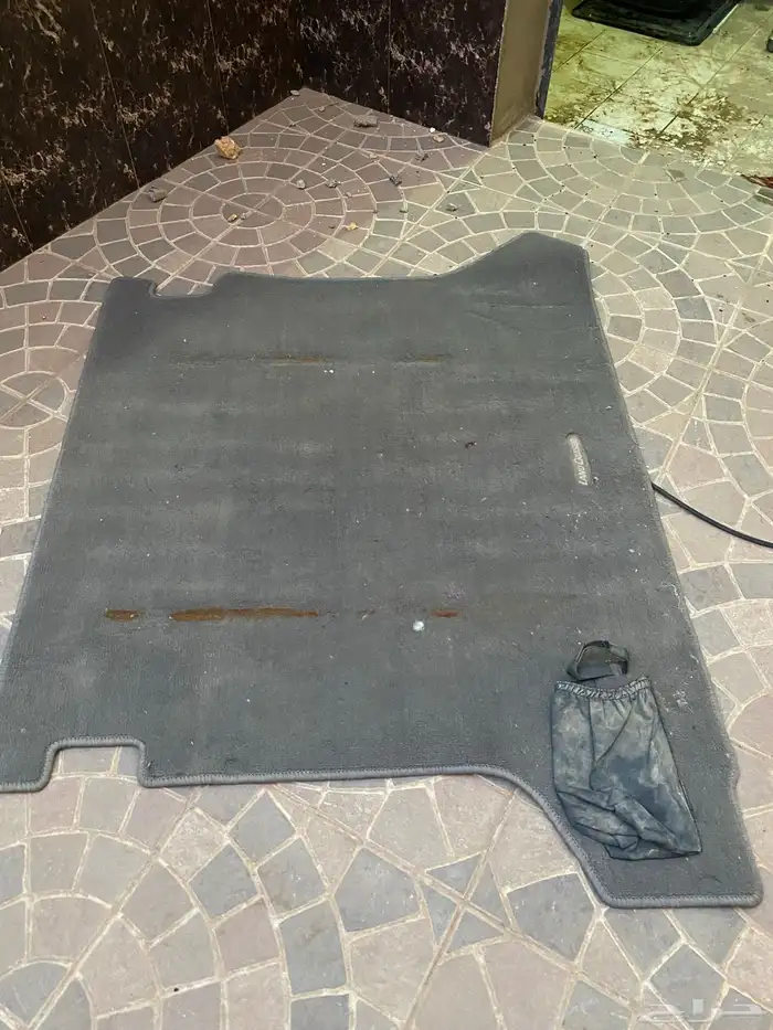 للبيع فرشة خلفية جيب ربع تايوتا أصلي وكالة 0
