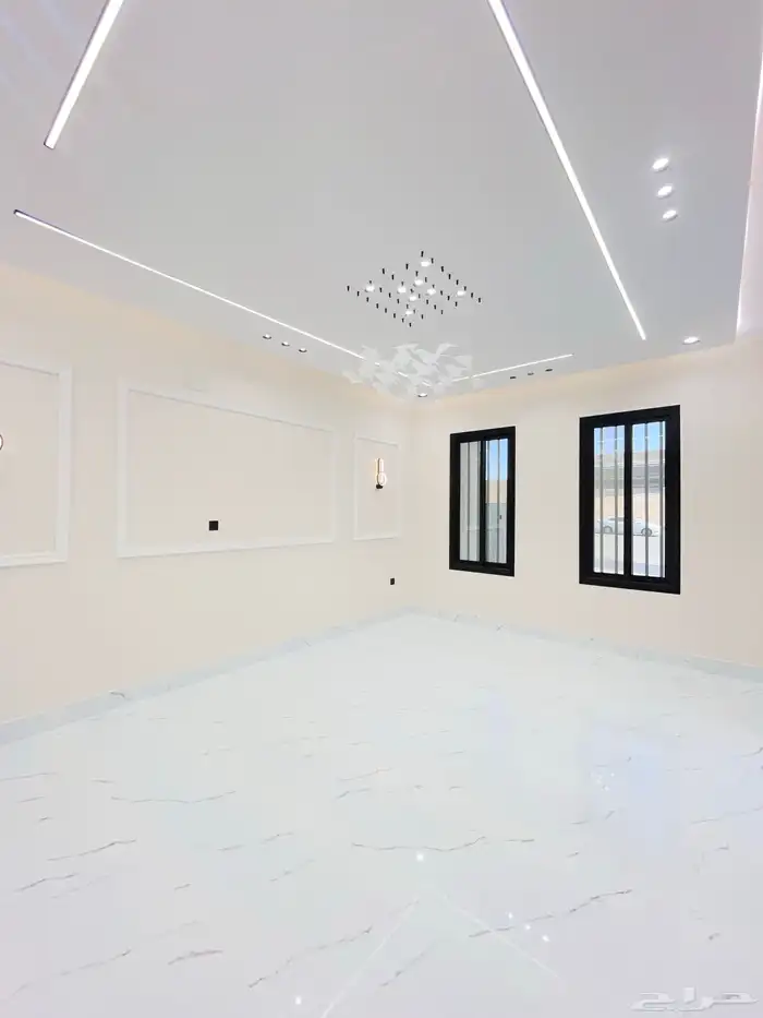 للبيع روف علوي مع ملحق وشقق ارضيه مع مدخل سياره بسعر مناسب 3