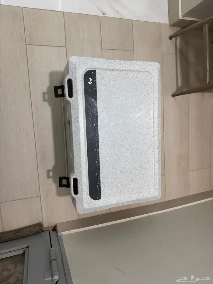 للبيع صبارة او ترمس او حافظة ثلج ضد الكسر 0