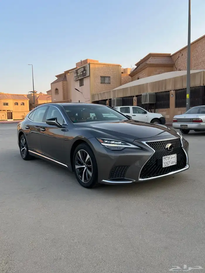 لكزس 2021 LS 350 موتر شرط وكاله قمه بنضافه 4
