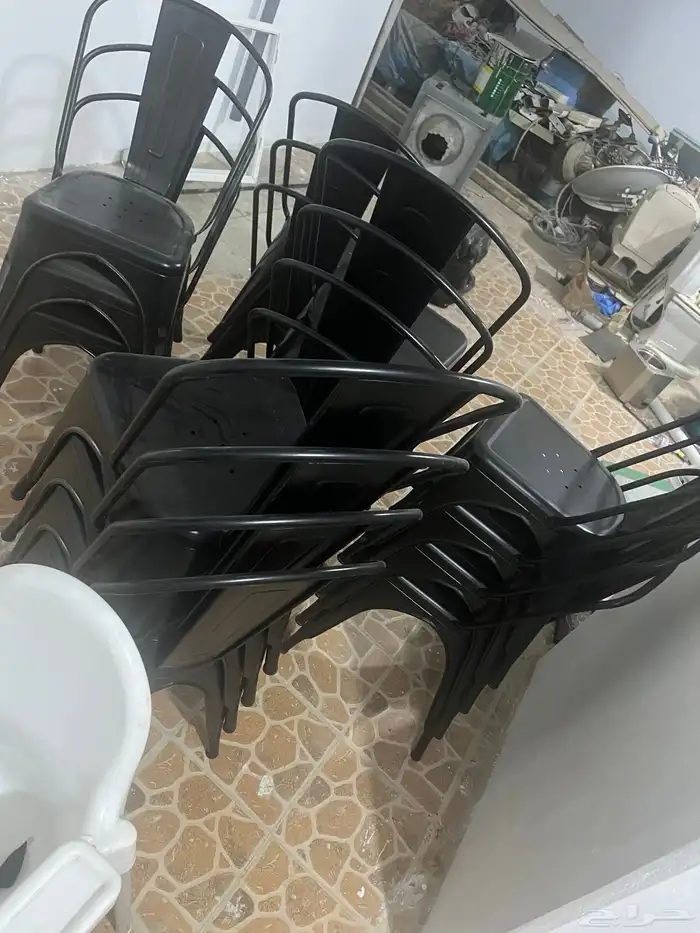 كراسي وطاولات 0