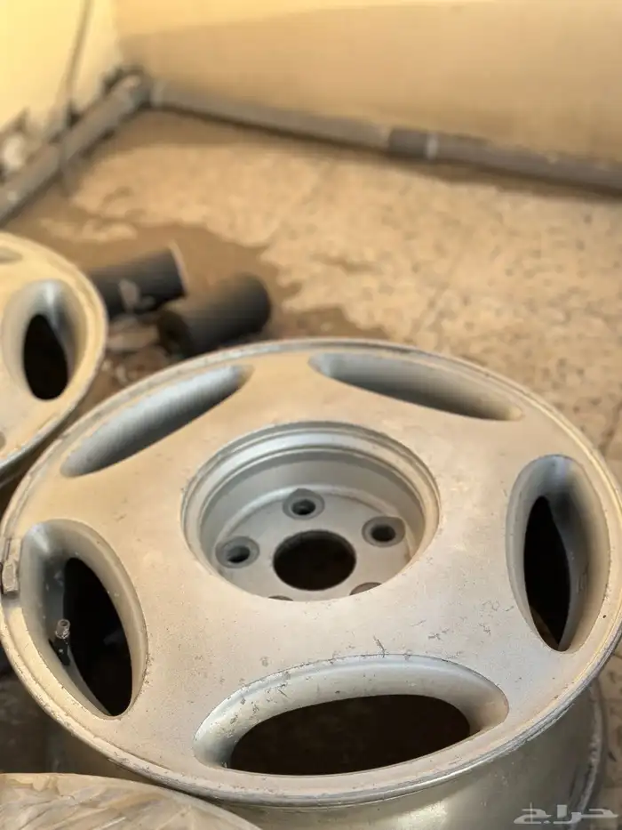 جنوط لكزس LS400 1