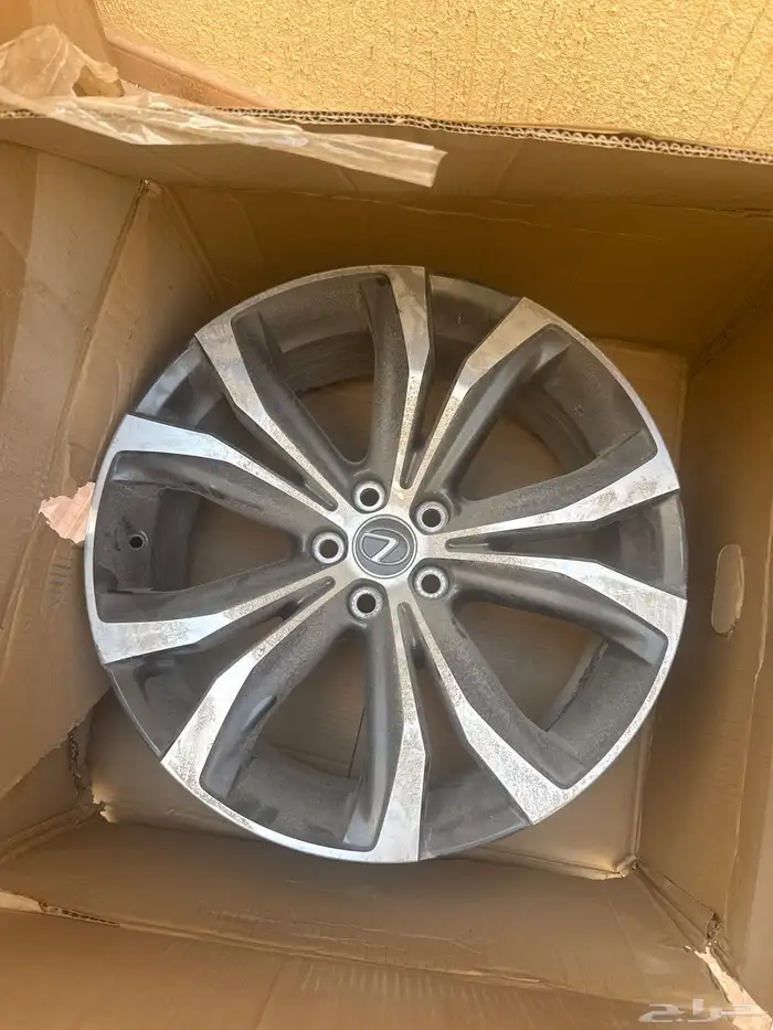 جنوط لكزس RX 2020 0