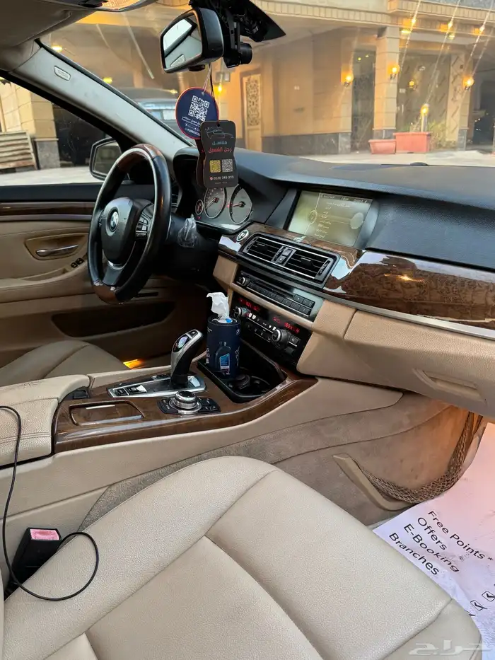 للبيع BMW 523 i موديل 2011 نظيفه 8
