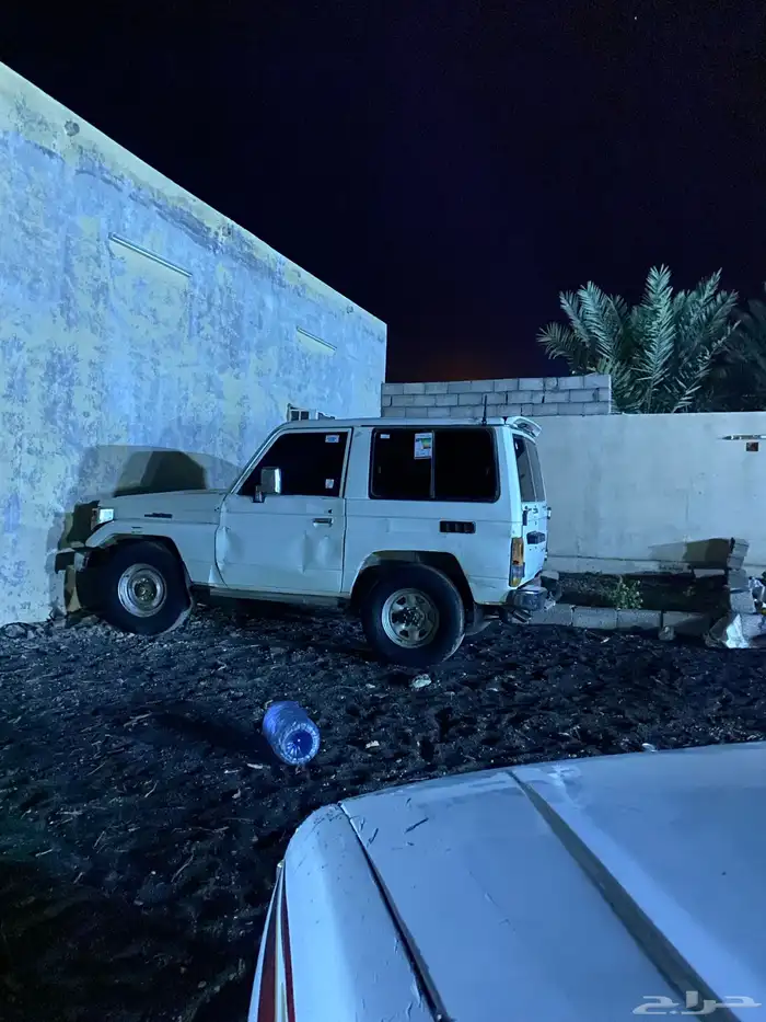 جيب ربع 89 خالط مويه والزيت وفيه صدع تحت باب الراكب شاص 7