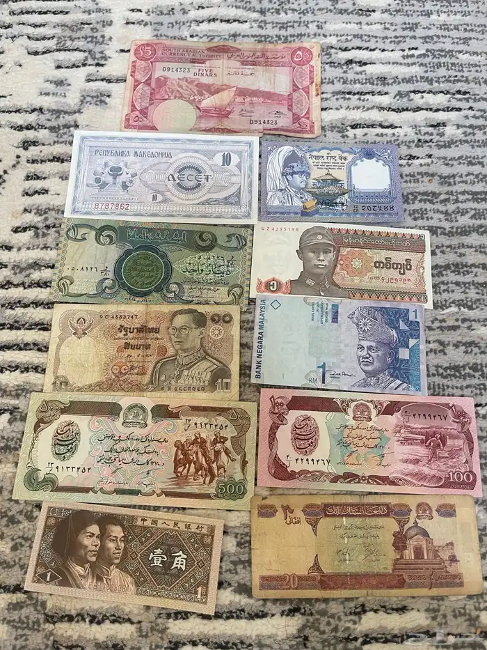 فلوس متنوعه للبيع 0
