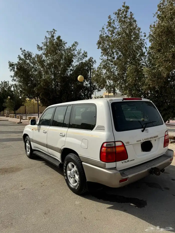 جيب لاندكروزر vxr 4