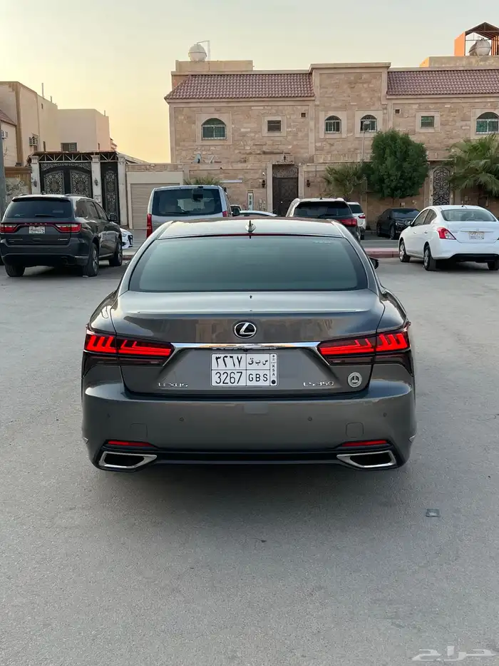 لكزس 2021 LS 350 موتر شرط وكاله قمه بنضافه 8