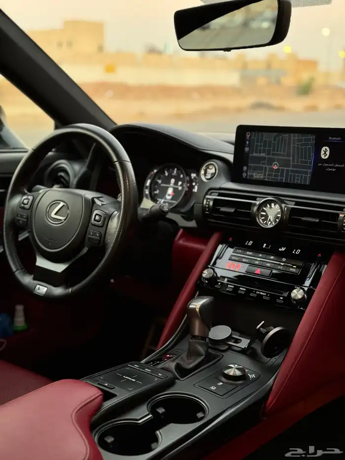 لكزس is 350 F sport ( بحالة الوكالة ) 34