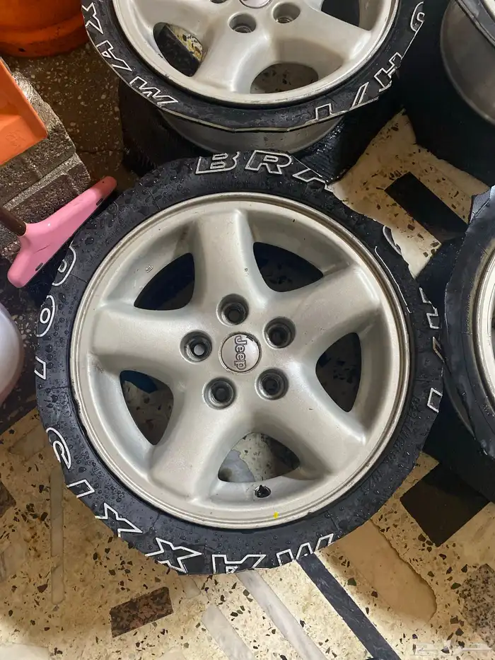 للبيع قطع غيار شروكي XJ 98 وارد اليابان 15