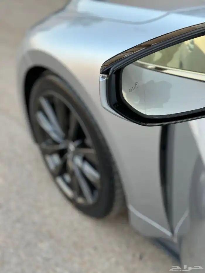 لكزس is 350 F sport ( بحالة الوكالة ) 9
