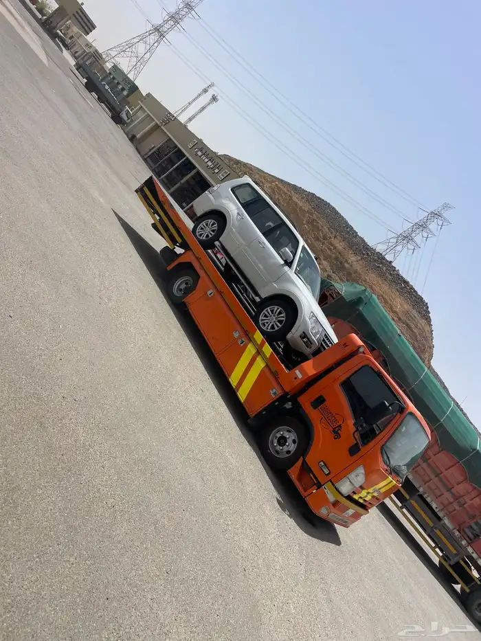 سطحه لنقل السيارات 2