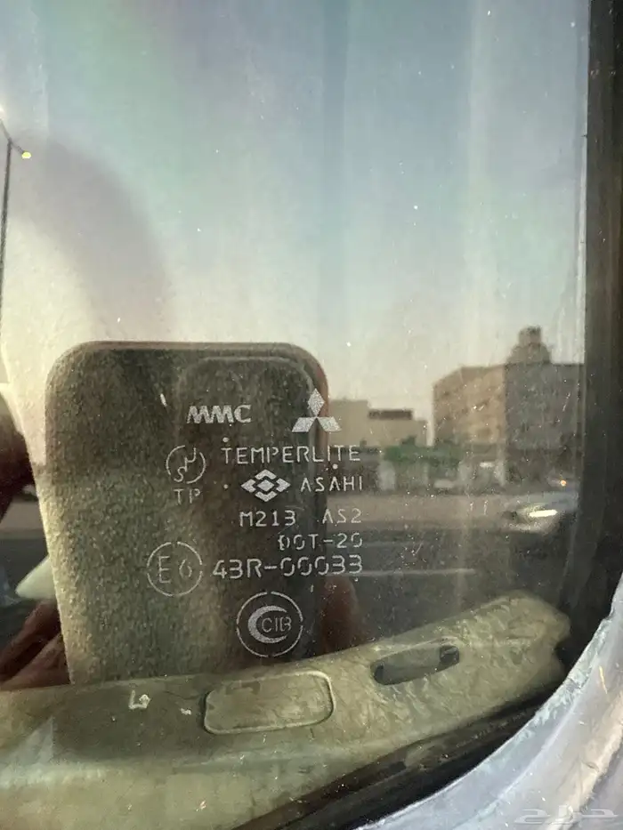 للبيع سطحه ميتسوبيشي شاص طويل 5