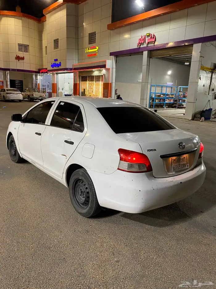 يارس 2008 نضيف للبيع 4