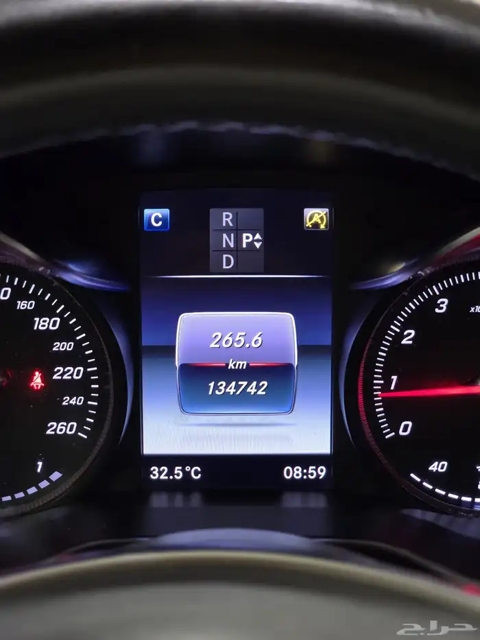 مرسيدس C200 موديل 2018 بحالة الوكاله 20