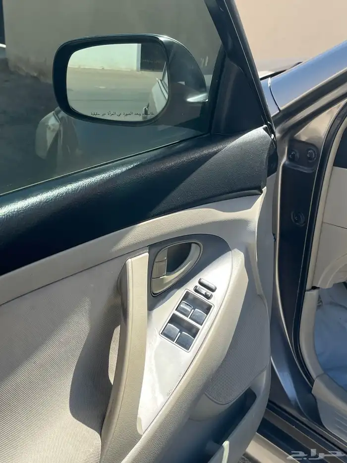 Toyota aurion 2010 4